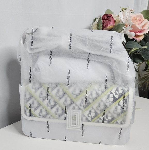 NEW‼️Karl Lagerfeld Leather Bag - Picture 4 of 5